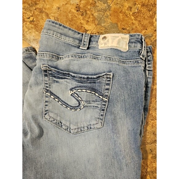 Silver Jeans Womens Plus Denim Sz 20 Mid Capri Fade‎ Embroidered Pockets(A157) - Picture 1 of 10